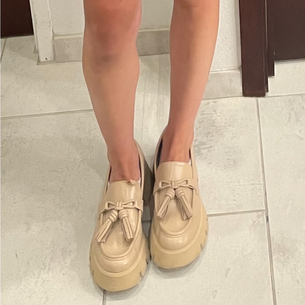 Zara Chunky Tassel Loafer Flats in Beige